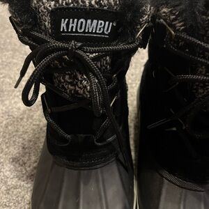 Khombu Women's Black duck boots winter warm new size woman: size 6